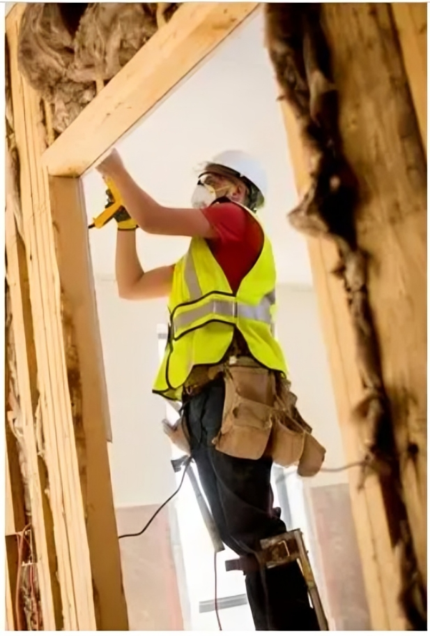 3M™ Reflective Construction Safety Vest with 5 Point Tear Away, Class 2